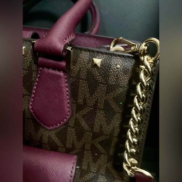 Medium Michael Kors Satchel Purse Brown, Plumb and Gold w/messenger strap - Picture 2 of 6